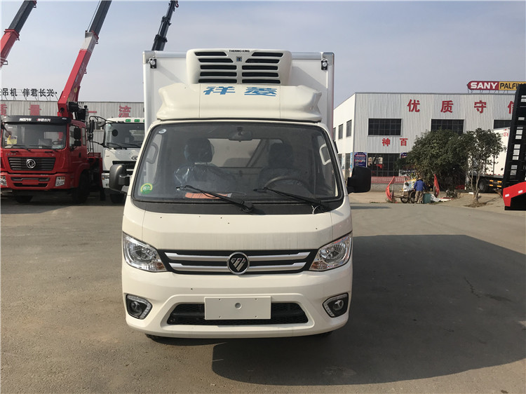 国六 福田祥菱M（3.7米冷藏车）